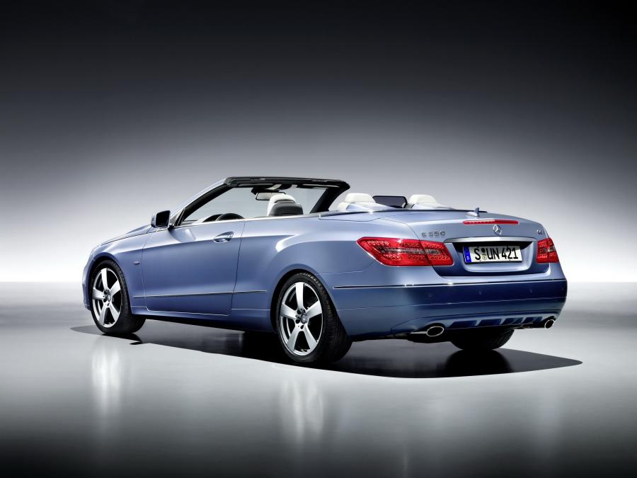  Mercedes-Benz E-Class Cabriolet 2011 года  (фото 37 из 108)